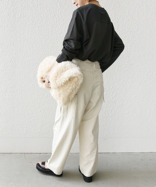 Champion（チャンピオン）の「【SHIPS別注】Champion: ロング スリーブ TEE（Tシャツ/カットソー・レディース・ネイビー/ダークグレー/ライトホワイト/ホワイト/ブラック/ホワイト系・ONE SIZE）」の15枚目の写真