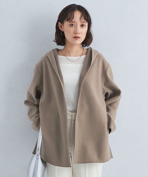 green label relaxing（グリーンレーベルリラクシング）の「フルイド フーディ オーバー カットソー カーディガン（カーディガン/ボレロ・レディース・ブラック/モカ・FREE）」の4枚目の写真