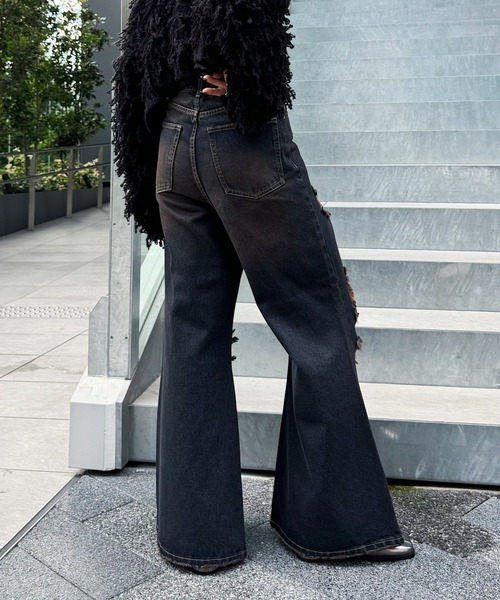 PAGEBOY（ページボーイ）の「ヴィンテージダメージフレアデニム（デニムパンツ・レディース・ブルー/ブラック・X-SMALL/SMALL/MEDIUM）」の21枚目の写真