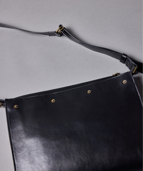 ファーフラップ付きショルダーバッグ（medium）（ショルダー