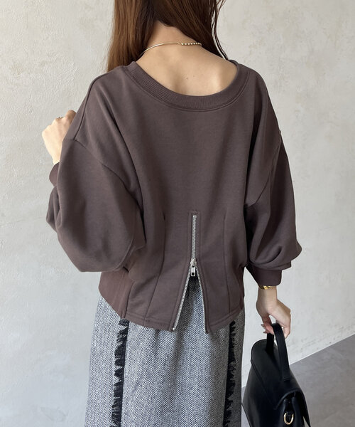 Thevon(ゼボン)の「裾ジップラメ刺繍2WAY裏毛プルオーバー(Tシャツ/カットソー・レディース・グレー/ライトグレー/ブラウン・FREE)」の22枚目の写真