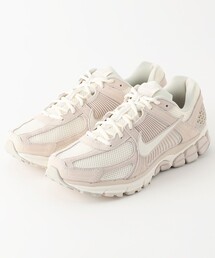 NIKE｜ナイキ（メンズ）のスニーカー（イエロー/黄色系・ワン