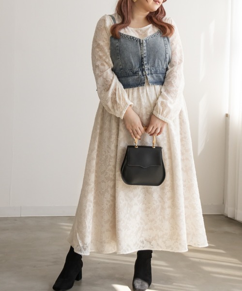 CLETTE(クレット)の「ジャガード花柄シアーワンピース(ワンピース・レディース・ブラック/アイボリー/グレー・LL/3L/4L)」の5枚目の写真