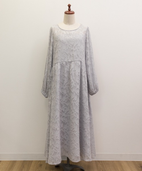 CLETTE(クレット)の「ジャガード花柄シアーワンピース(ワンピース・レディース・ブラック/アイボリー/グレー・LL/3L/4L)」の19枚目の写真