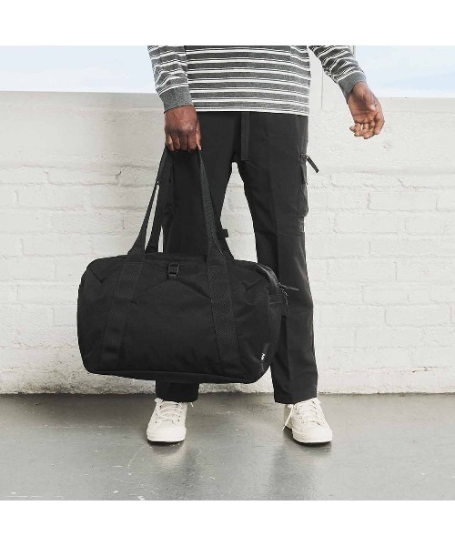 Aer（エアー）の「AER　Go Duffel 2　/　AER-21045（ボストンバッグ・メンズ・ブラック・FREE）」の17枚目の写真