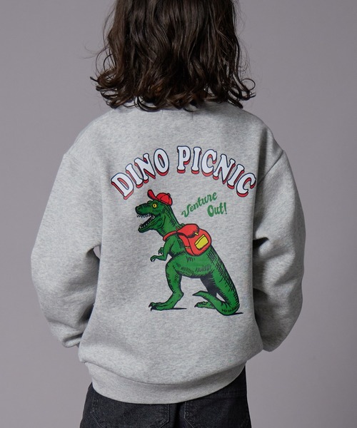 PAIRMANON STREET（ペアマノンストリート）の「【PAIRMANON STREET】裏起毛 マルチ グラフィック プリント トレーナー（スウェット・キッズ・ベージュ系その他/グレー系その他2/グレー系その他4/ブラック系その他3/ブラック系その他2/ブルー系その他2/ブルー系その他3/テラコッタ/ブラック系その他4/グレー系その他3/イエロー/ブルー系その他/グレー系その他/イエロー系その他/ブラック系その他・150/90/140/100/110/120/130/160）」の6枚目の写真