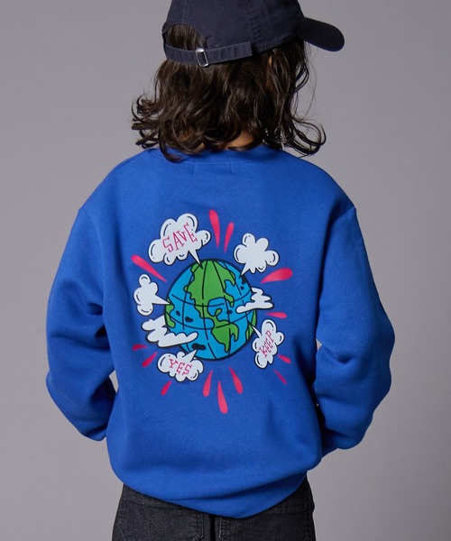 PAIRMANON STREET（ペアマノンストリート）の「【PAIRMANON STREET】裏起毛 マルチ グラフィック プリント トレーナー（スウェット・キッズ・ベージュ系その他/グレー系その他2/グレー系その他4/ブラック系その他3/ブラック系その他2/ブルー系その他2/ブルー系その他3/テラコッタ/ブラック系その他4/グレー系その他3/イエロー/ブルー系その他/グレー系その他/イエロー系その他/ブラック系その他・150/90/140/100/110/120/130/160）」の12枚目の写真