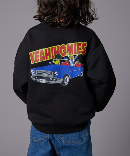 PAIRMANON STREET（ペアマノンストリート）の「【PAIRMANON STREET】裏起毛 マルチ グラフィック プリント トレーナー（スウェット・キッズ・ベージュ系その他/グレー系その他2/グレー系その他4/ブラック系その他3/ブラック系その他2/ブルー系その他2/ブルー系その他3/テラコッタ/ブラック系その他4/グレー系その他3/イエロー/ブルー系その他/グレー系その他/イエロー系その他/ブラック系その他・150/90/140/100/110/120/130/160）」の3枚目の写真