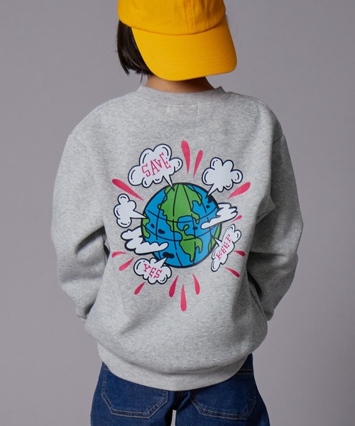 PAIRMANON STREET（ペアマノンストリート）の「【PAIRMANON STREET】裏起毛 マルチ グラフィック プリント トレーナー（スウェット・キッズ・ベージュ系その他/グレー系その他2/グレー系その他4/ブラック系その他3/ブラック系その他2/ブルー系その他2/ブルー系その他3/テラコッタ/ブラック系その他4/グレー系その他3/イエロー/ブルー系その他/グレー系その他/イエロー系その他/ブラック系その他・150/90/140/100/110/120/130/160）」の7枚目の写真