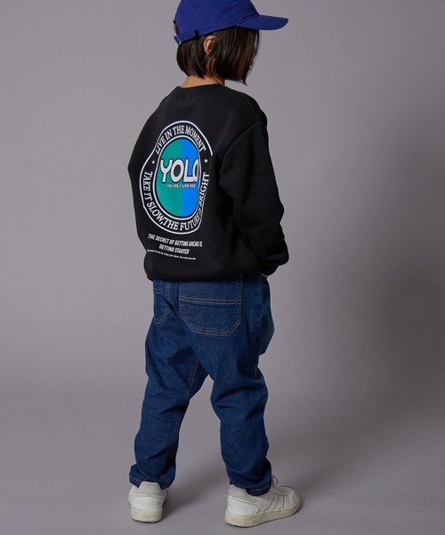 PAIRMANON STREET（ペアマノンストリート）の「【PAIRMANON STREET】裏起毛 マルチ グラフィック プリント トレーナー（スウェット・キッズ・ベージュ系その他/グレー系その他2/グレー系その他4/ブラック系その他3/ブラック系その他2/ブルー系その他2/ブルー系その他3/テラコッタ/ブラック系その他4/グレー系その他3/イエロー/ブルー系その他/グレー系その他/イエロー系その他/ブラック系その他・150/90/140/100/110/120/130/160）」の22枚目の写真