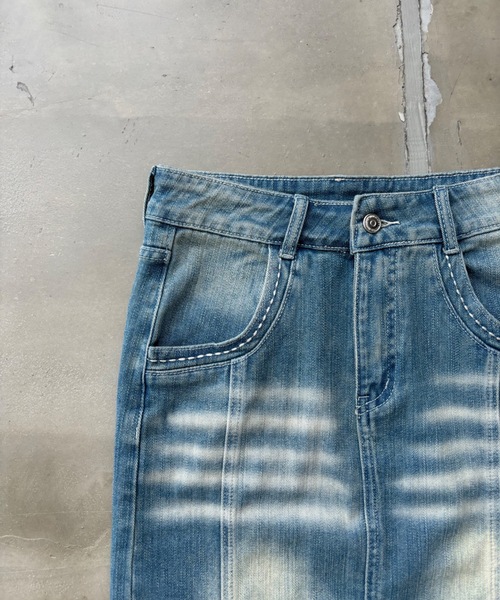 SHAGGIE（シャギー）の「【ストレッチ入り】ハイウエスト太ステッチデニムタイトスカート（デニムスカート・レディース・ブルー/ブラック・SMALL/MEDIUM）」の4枚目の写真