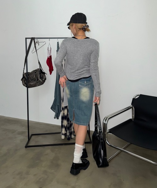 SHAGGIE（シャギー）の「【ストレッチ入り】ハイウエスト太ステッチデニムタイトスカート（デニムスカート・レディース・ブルー/ブラック・SMALL/MEDIUM）」の8枚目の写真