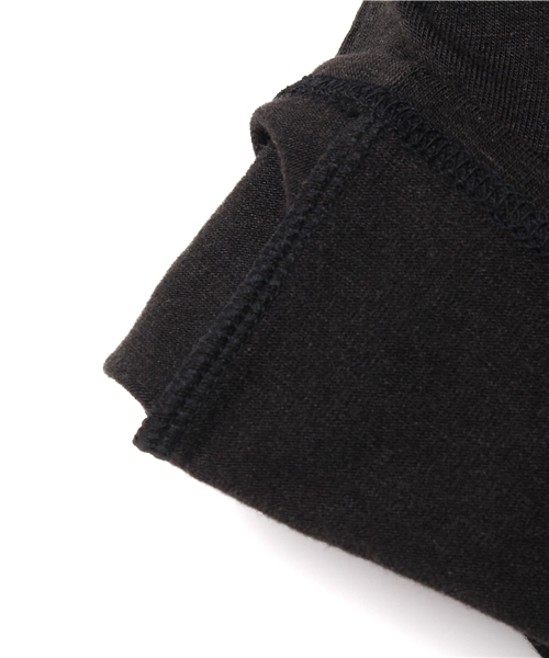 THE NORTH FACE(ザノースフェイス)の「ザ・ノース・フェイス キッズウォームアンダートップス / ロングスリーブウォームクルー(その他アンダーウェア/インナー・キッズ・ブラック/ミックスグレー・110/130/140/150/100/120)」の8枚目の写真