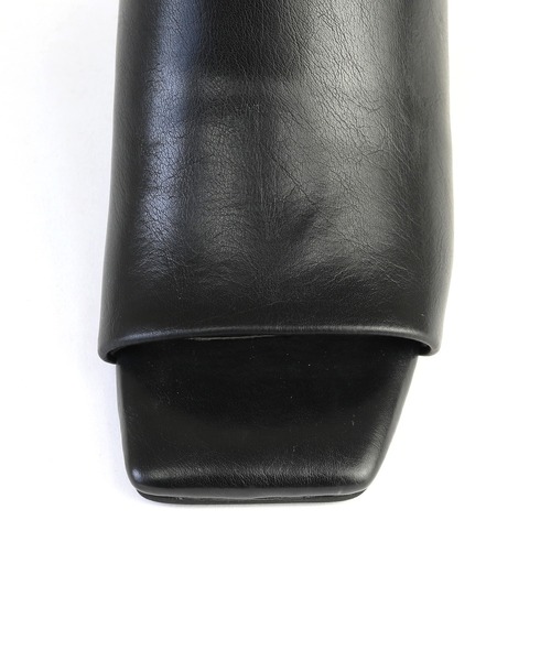 RiiiKa（リーカ）の「【RiiiKa/リーカ】スクエアトゥ甲深サンダル（サンダル・レディース・ブラウン/アイボリー/ブラック・S/M/L/LL）」の10枚目の写真