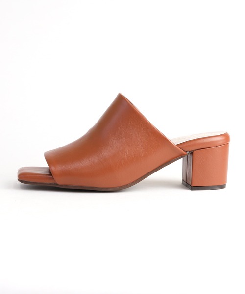 RiiiKa（リーカ）の「【RiiiKa/リーカ】スクエアトゥ甲深サンダル（サンダル・レディース・ブラウン/アイボリー/ブラック・S/M/L/LL）」の13枚目の写真