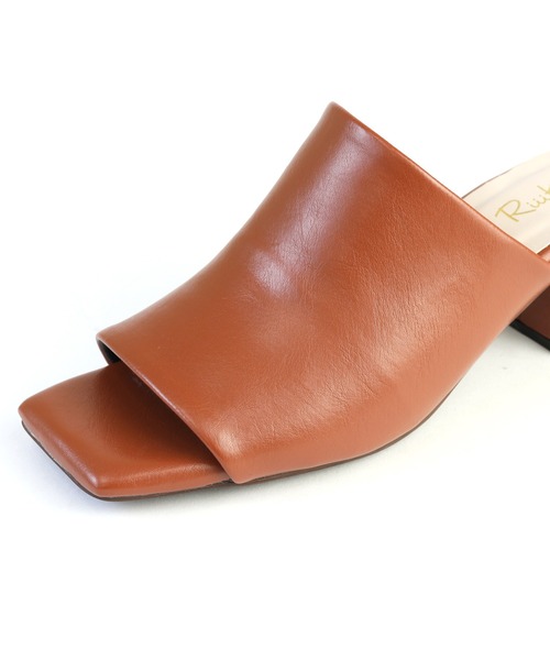 RiiiKa（リーカ）の「【RiiiKa/リーカ】スクエアトゥ甲深サンダル（サンダル・レディース・ブラウン/アイボリー/ブラック・S/M/L/LL）」の15枚目の写真