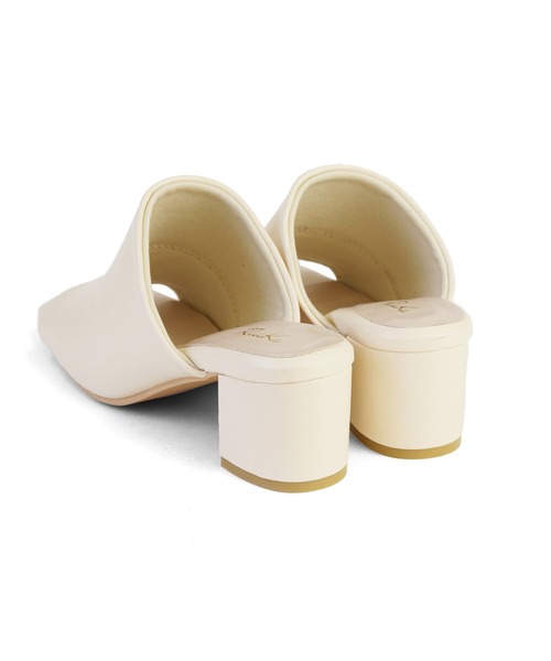 RiiiKa（リーカ）の「【RiiiKa/リーカ】スクエアトゥ甲深サンダル（サンダル・レディース・ブラウン/アイボリー/ブラック・S/M/L/LL）」の20枚目の写真