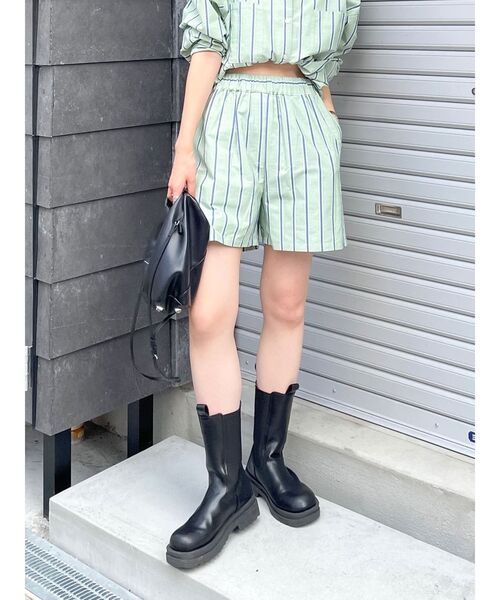 Ungrid（アングリッド）の「【WEB限定】ストライプラフハーフパンツ（その他パンツ・レディース・グリーン/ブルー・FREE）」の2枚目の写真