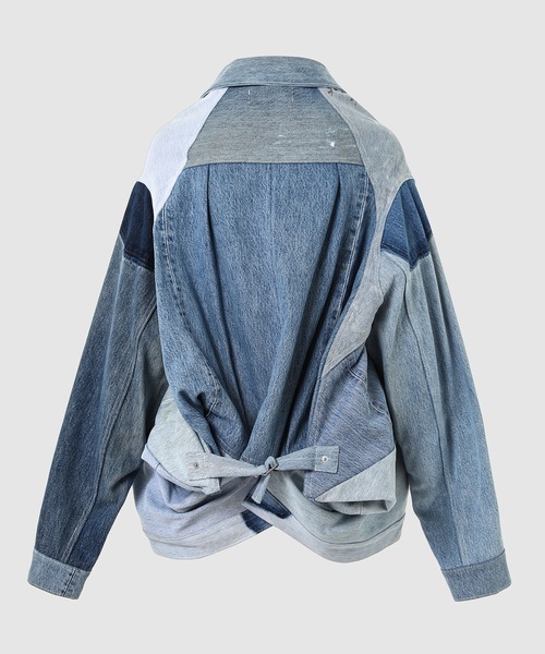 ANREALAGE（アンリアレイジ）の「PYRAMID DENIM G-JACKET（デニムジャケット・メンズ・ライトインディゴブルー・ONE SIZE）」の2枚目の写真