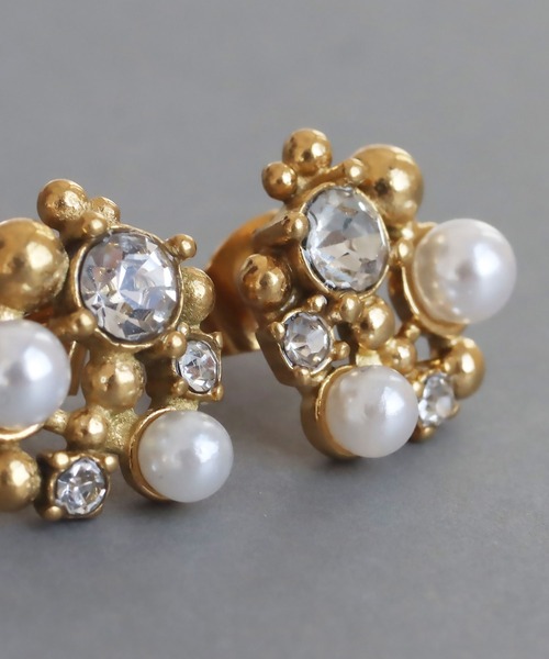 abaskdesign（アバスクデザイン）の「金属アレルギー対応  パールビジューピアス（ピアス（両耳用）・レディース・ゴールド・FREE）」の12枚目の写真