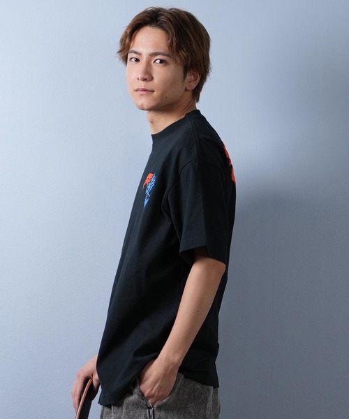 SANTA CRUZ（サンタクルーズ）の「【ムラサキスポーツ限定】SANTACRUZ/サンタクルーズ 半袖Tシャツ バックプリント 502252403（Tシャツ/カットソー・メンズ・ホワイト/アーミー/ブラック・M/XL/L）」の19枚目の写真