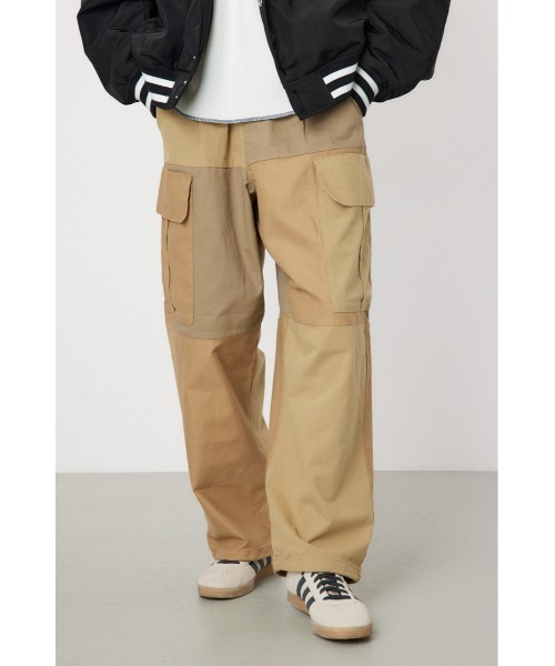 RODEO CROWNS WIDE BOWL（ロデオクラウンズワイドボウル）の「パッチワークカーゴパンツ（カーゴパンツ・メンズ・ブラック/ベージュ/カーキ・MEDIUM/LARGE）」の2枚目の写真
