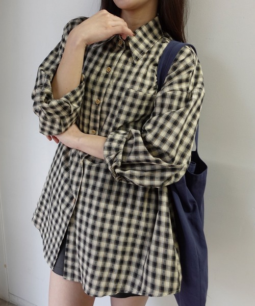CORNERS（コーナーズ）の「オーバーサイズチェックシャツ（シャツ/ブラウス・レディース・ブラウン/ブラック/グリーン/マスタード・M）」の7枚目の写真