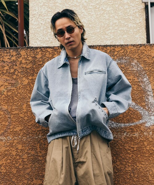 FREAK'S STORE(フリークスストア)の「スタッズ 加工 デニムショートブルゾン(ブルゾン・メンズ・サックスブルー/ブルー・MEDIUM/LARGE)」の4枚目の写真