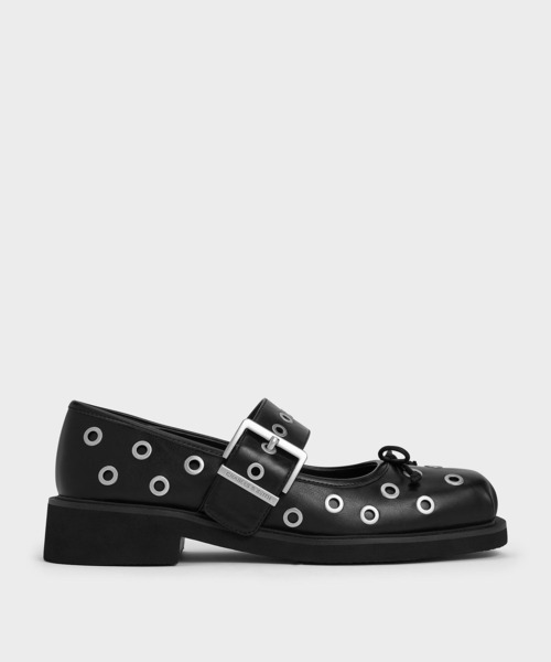 CHARLES & KEITH(チャールズ & キース)の「グロメット バックルメリージェーン(パンプス・レディース・シルバー/ブラック・22.5cm/23cm/23.5cm/24.5cm/25cm/25.5cm/26.5cm)」の2枚目の写真