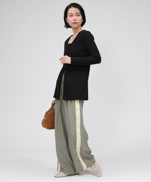 BABYLONE（バビロン）の「ハリヌキニットカーディガン（カーディガン/ボレロ・レディース・オフホワイト/ブラック・フリー）」の14枚目の写真