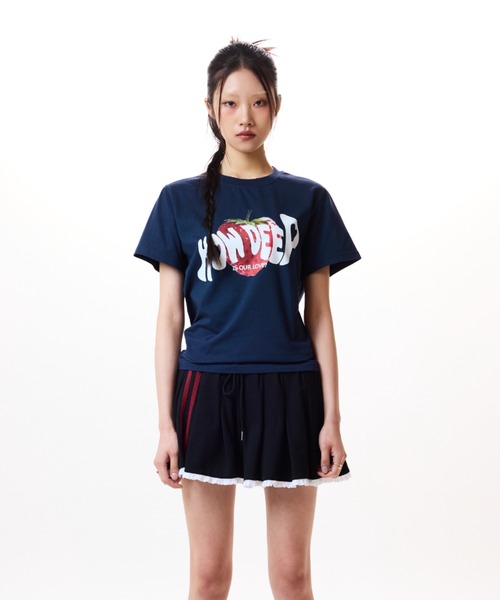 ★LUVISTRUE★IM STRAWBERRY LETTERING TEE(NAVY)★正規品/人気 IM ストロベリーレタリングTシャツ (ネイビー) - LUVISTRUE | 60