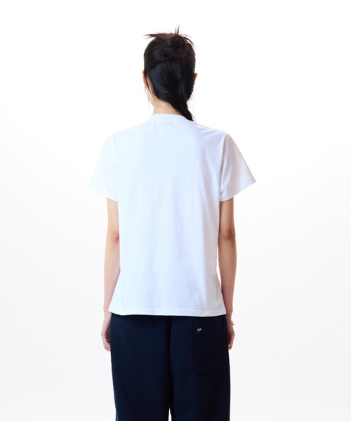 LUVISTRUE（ラヴイズトゥルー）の「IM HOW DEEP STRAWBERRY TEE（Tシャツ/カットソー・レディース・ブラック/ブルー/ネイビー/ホワイト・FREE）」の14枚目の写真