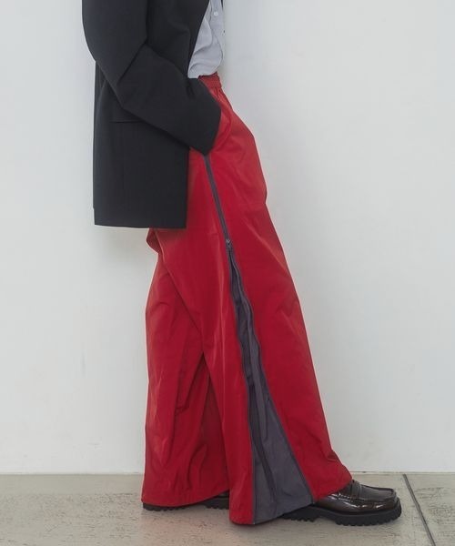 JEANASIS(ジーナシス)の「サイドZIPナイロンパンツ/322627(その他パンツ・レディース・グレー系その他/ネイビー系/レッド系その他・FREE)」の9枚目の写真