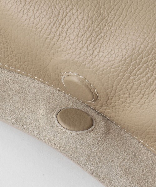 green label relaxing（グリーンレーベルリラクシング）の「＜PRATO MADE IN ITALY＞バケット バッグ（ショルダーバッグ・レディース・ベージュ/ブラック・FREE）」の17枚目の写真