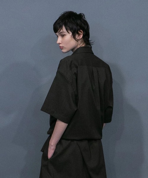 my beautiful landlet(マイビューティフルランドレット)の「【my beautiful landlet】 COHORUS RAMIE × SOLOTEX OVERSIZE SHORT SLEEVE SHIRT(シャツ/ブラウス・メンズ・ブラック/チャコールグレー/ブラウン/ホワイト・1/0)」の8枚目の写真