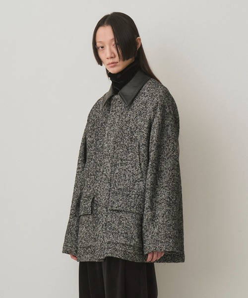 Juha(ユハ)の「LEATHER COLLAR RIDING JACKET (HERRINGBONE)(ブルゾン・メンズ・ブラック・3/4)」の1枚目の写真