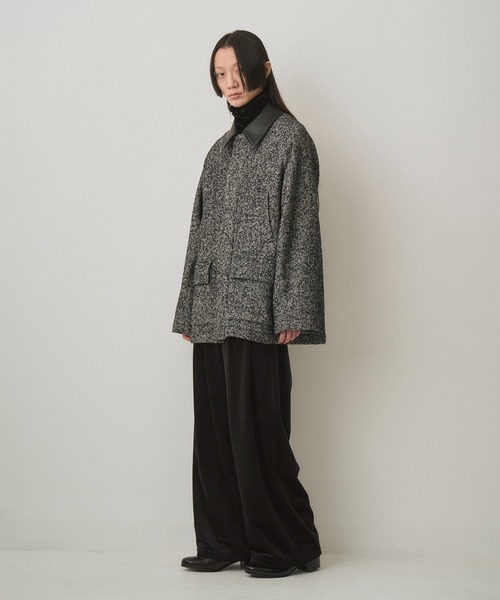 Juha(ユハ)の「LEATHER COLLAR RIDING JACKET (HERRINGBONE)(ブルゾン・メンズ・ブラック・3/4)」の4枚目の写真