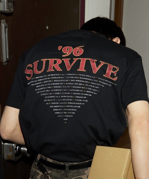 Noen(ノエン)の「96 SURVIVE TOUR T-SHIRT(Tシャツ/カットソー・メンズ・ブラック・MEDIUM/LARGE/X-LARGE)」の9枚目の写真