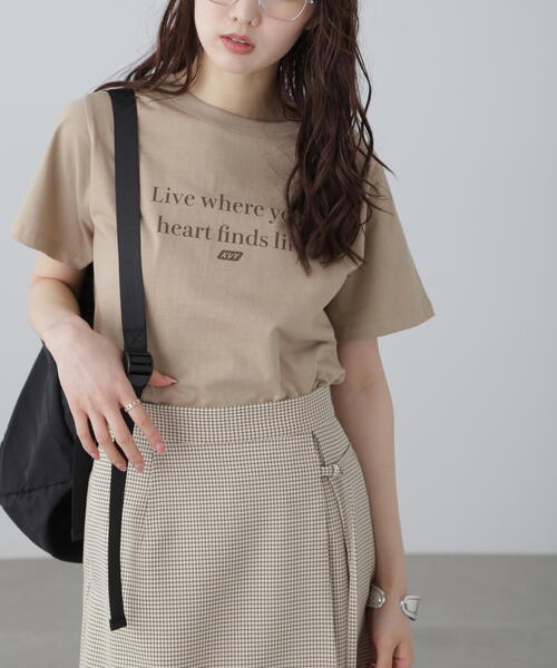 FREE'S MART（フリーズマート）の「◆シンプルロゴTシャツ（Tシャツ/カットソー・レディース・ベージュ/ホワイト/ホワイト系その他/グレー・FREE）」の4枚目の写真