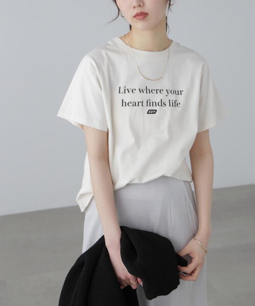 FREE'S MART（フリーズマート）の「◆シンプルロゴTシャツ（Tシャツ/カットソー・レディース・ベージュ/ホワイト/ホワイト系その他/グレー・FREE）」の2枚目の写真