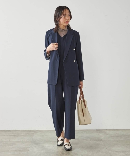 a.v.v(アーヴェヴェ)の「【マシンウォッシャブル】Vネックコンビネゾン(ワンピース・レディース・ネイビー・38/40)」の17枚目の写真