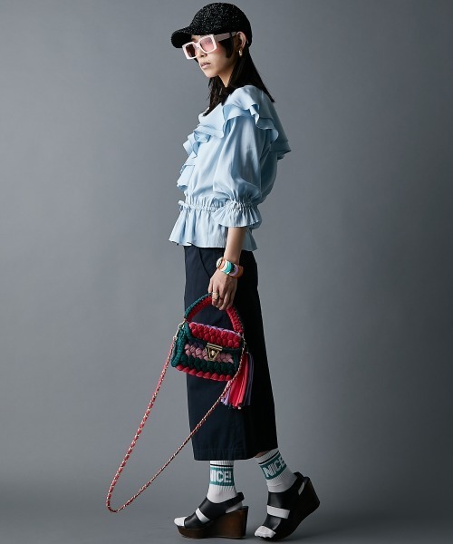 GEVS.（ジェイヴィス）の「フリルブラウス＜大きいサイズ有＞GEVS.（シャツ/ブラウス・レディース・オフホワイト/サックスブルー・3L/LL/L/M/5L/4L）」の17枚目の写真