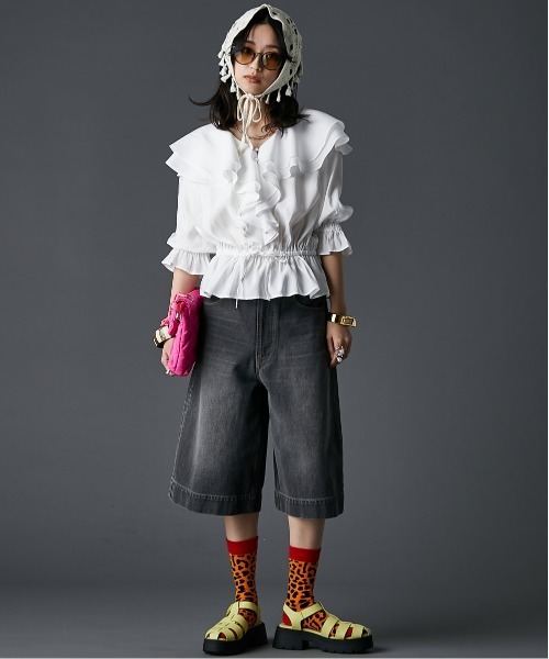 GEVS.（ジェイヴィス）の「フリルブラウス＜大きいサイズ有＞GEVS.（シャツ/ブラウス・レディース・オフホワイト/サックスブルー・3L/LL/L/M/5L/4L）」の6枚目の写真