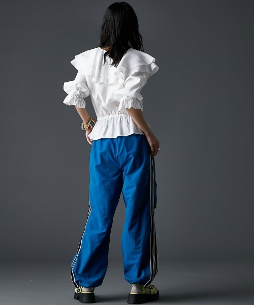 GEVS.（ジェイヴィス）の「フリルブラウス＜大きいサイズ有＞GEVS.（シャツ/ブラウス・レディース・オフホワイト/サックスブルー・3L/LL/L/M/5L/4L）」の9枚目の写真