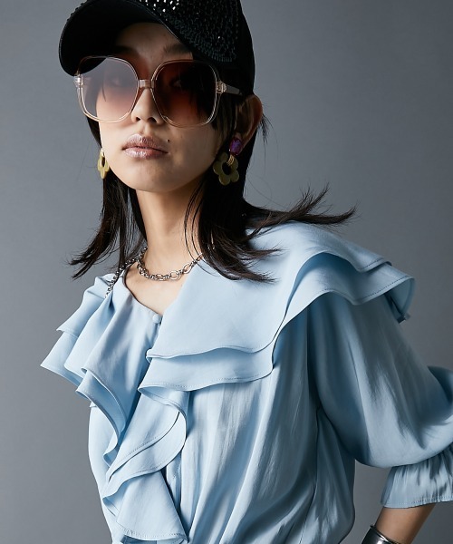 GEVS.（ジェイヴィス）の「フリルブラウス＜大きいサイズ有＞GEVS.（シャツ/ブラウス・レディース・オフホワイト/サックスブルー・3L/LL/L/M/5L/4L）」の16枚目の写真