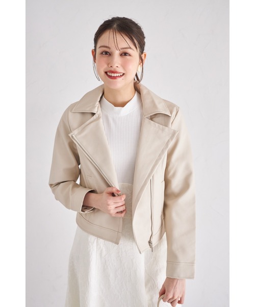 tocco closet(トッコ クローゼット)の「エコレザーライダースジャケット(ライダースジャケット・レディース・アイボリー/ブラック・M)」の6枚目の写真