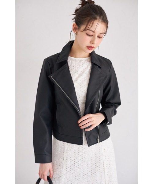 tocco closet(トッコ クローゼット)の「エコレザーライダースジャケット(ライダースジャケット・レディース・アイボリー/ブラック・M)」の13枚目の写真