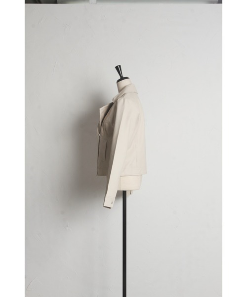 tocco closet(トッコ クローゼット)の「エコレザーライダースジャケット(ライダースジャケット・レディース・アイボリー/ブラック・M)」の18枚目の写真