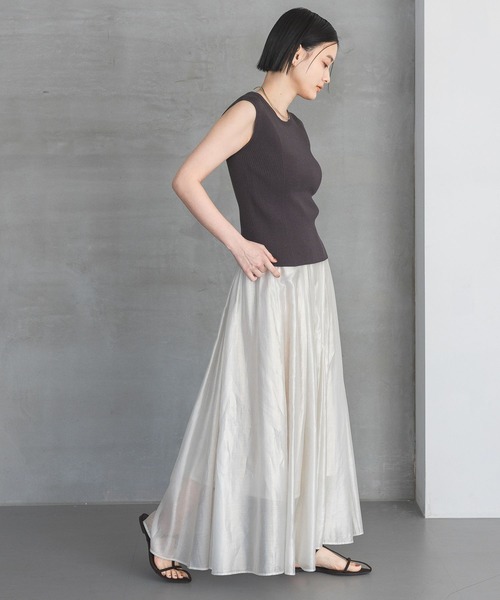 A part by（アパートバイ）の「アセテートニットタンクノースリーブ（タンクトップ・レディース・ブルー系その他3/オフホワイト/チャコールグレー・FREE）」の5枚目の写真