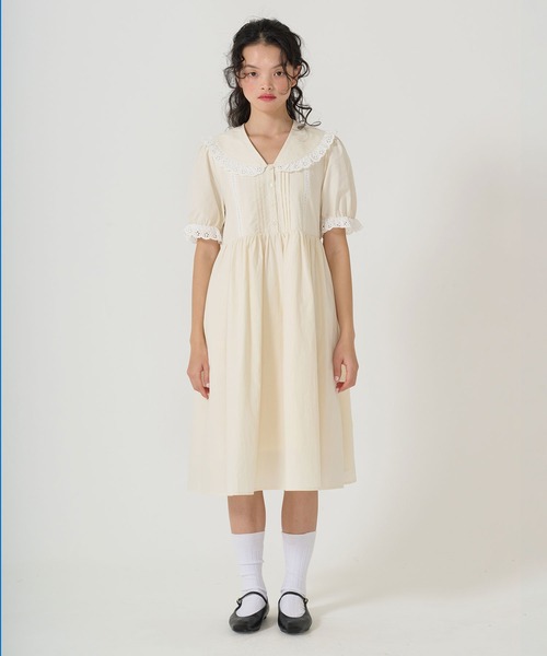 TINA:JOJUN(ティーナジョジュン)の「2WAY パフスリーブギャザーワンピース TINA:JOJUN(ワンピース・レディース・ホワイト/クリーム・M)」の19枚目の写真